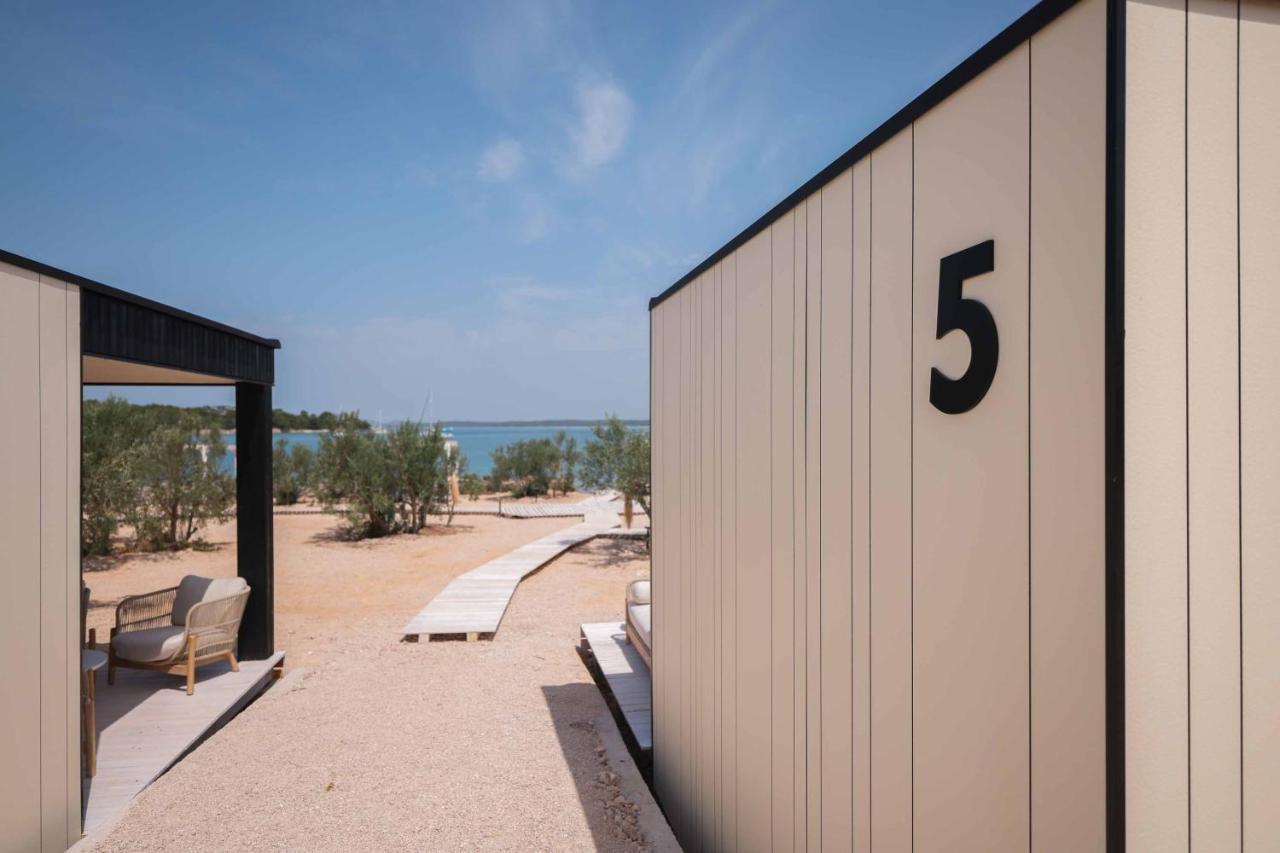 The Beach Eco Resort Premium Mobile Homes By Oiko Collection Tisno Exterior foto